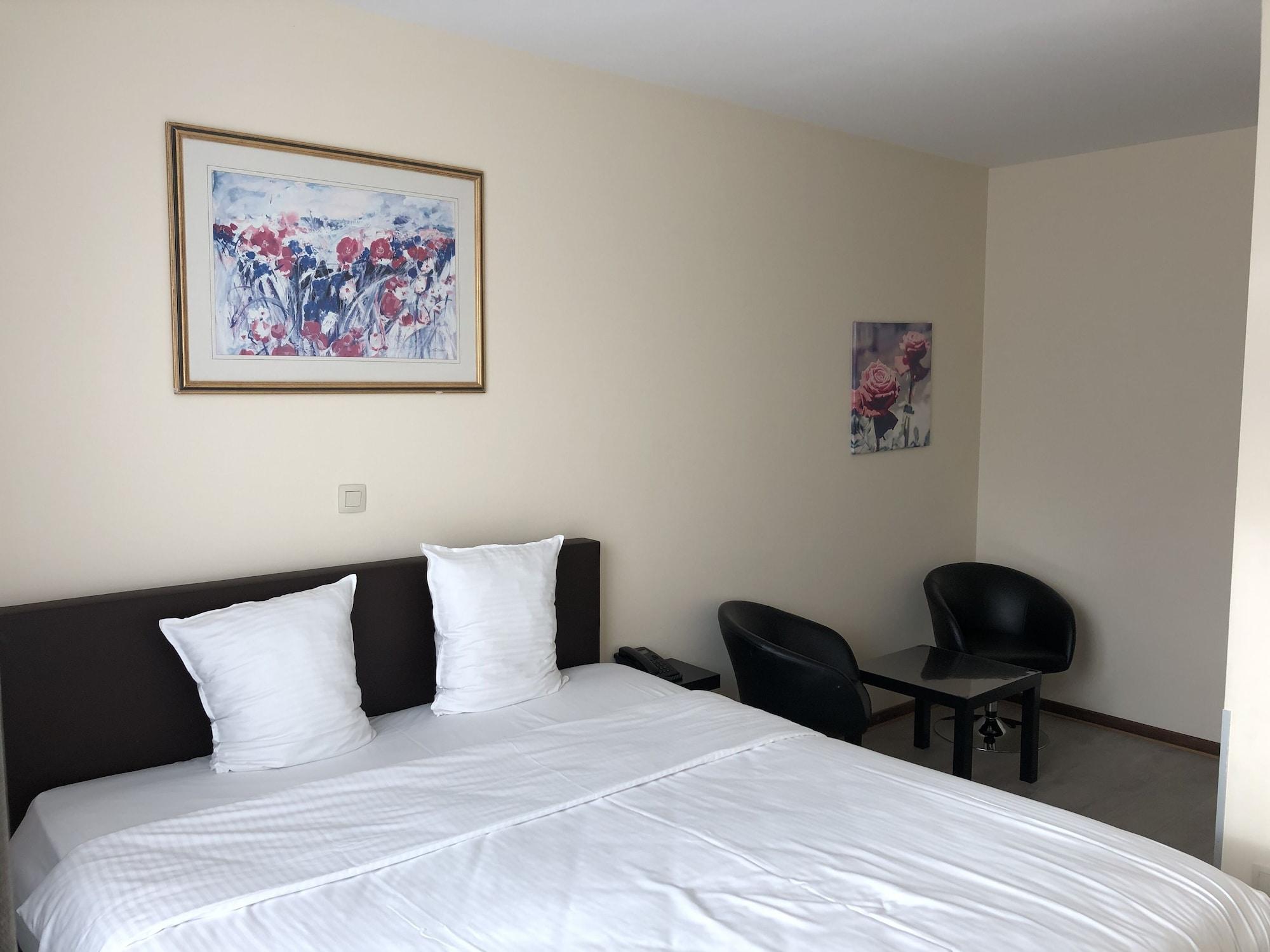 Slina Hotel Brussels Sint-Jans-Molenbeek Dış mekan fotoğraf