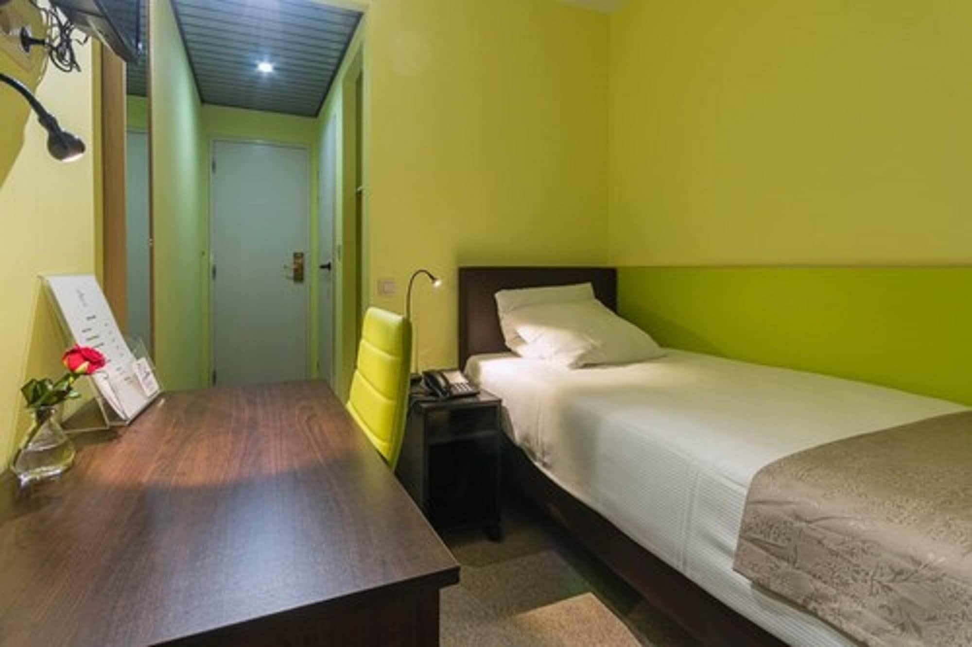 Slina Hotel Brussels Sint-Jans-Molenbeek Dış mekan fotoğraf