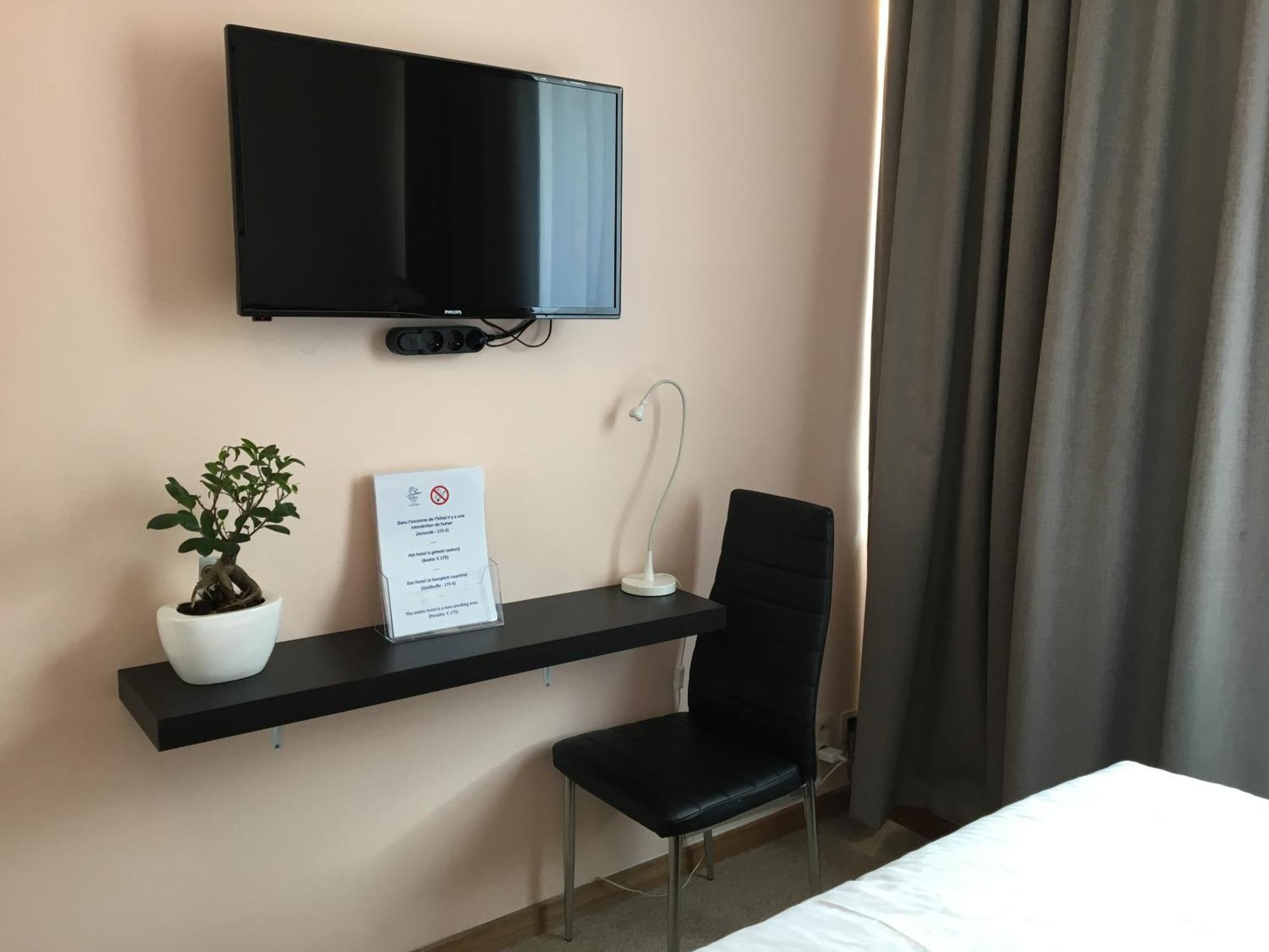 Slina Hotel Brussels Sint-Jans-Molenbeek Dış mekan fotoğraf