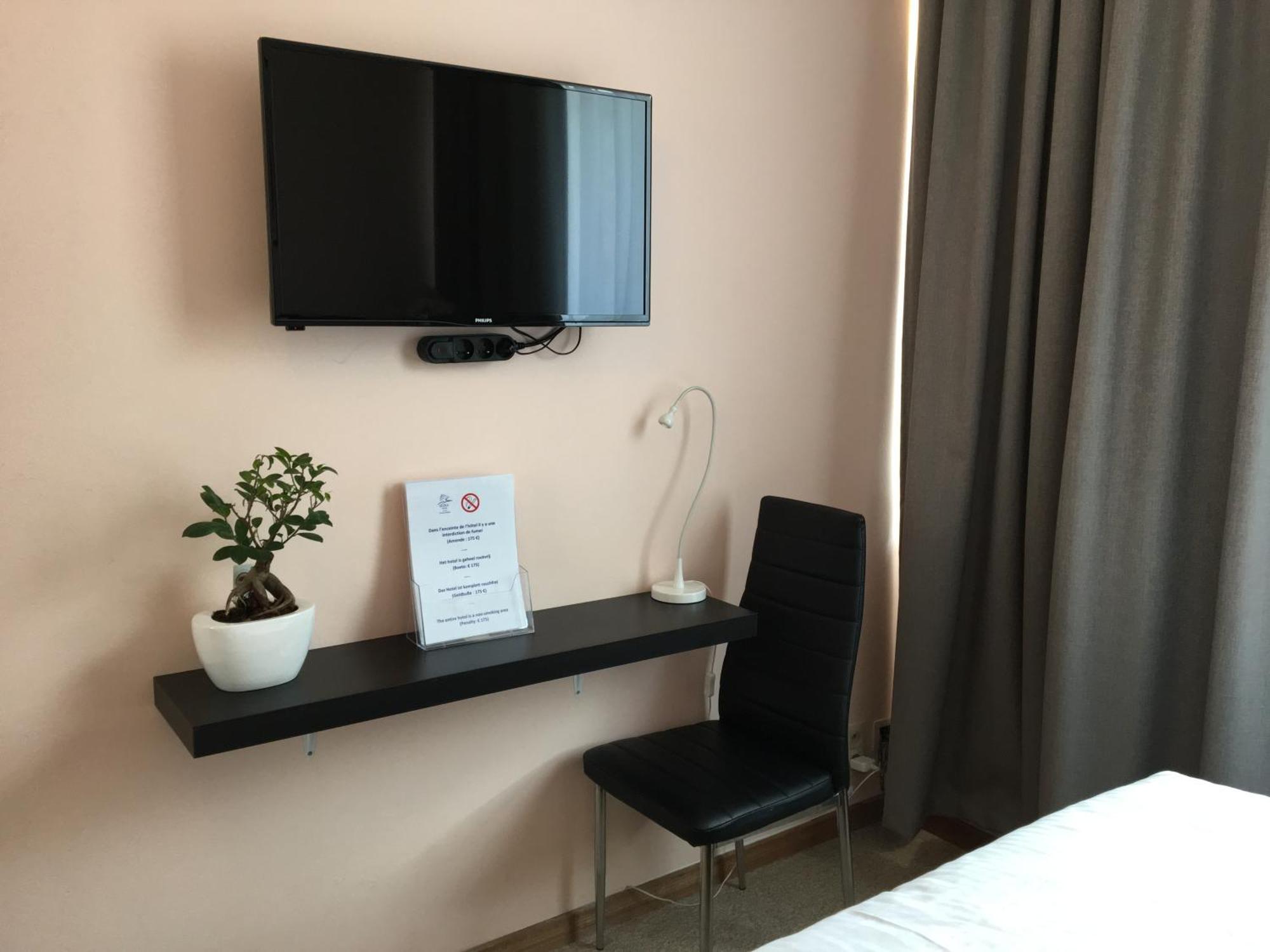Slina Hotel Brussels Sint-Jans-Molenbeek Dış mekan fotoğraf