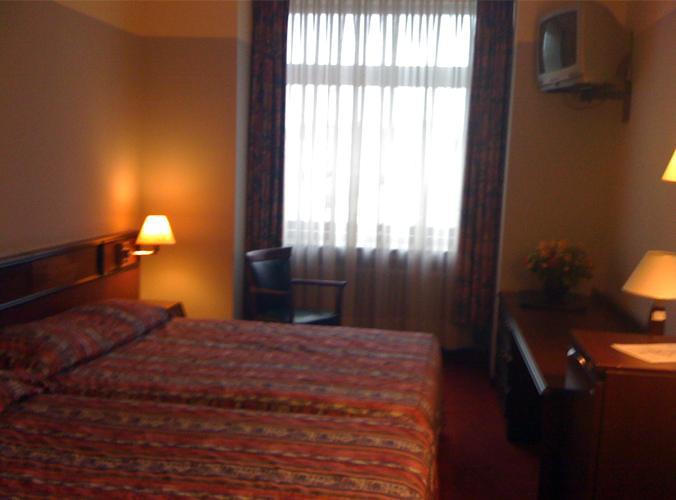 Slina Hotel Brussels Sint-Jans-Molenbeek Dış mekan fotoğraf